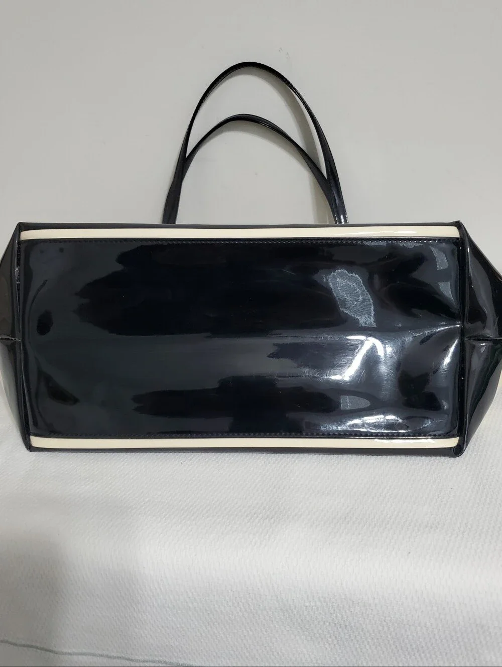 Kate Spade Penn Valley Sophie Tote Ivory Black Striped